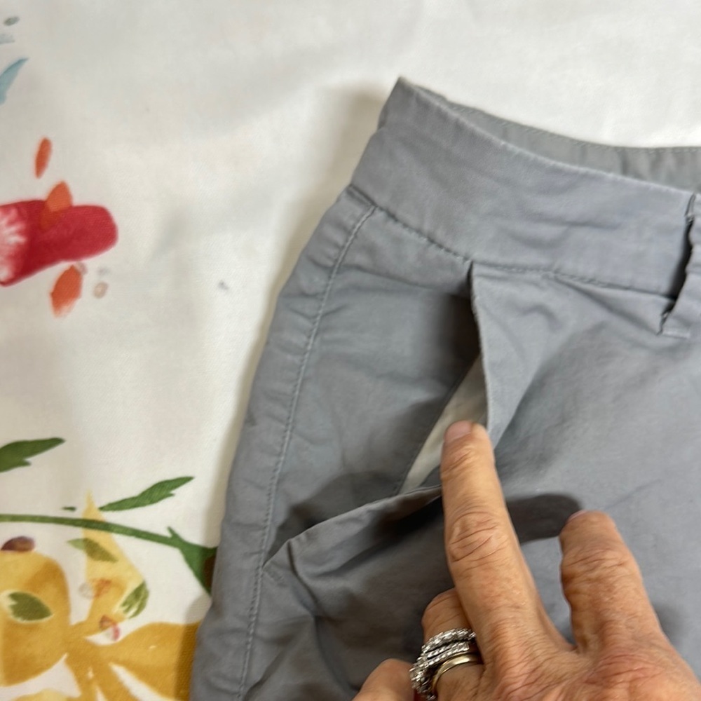 Old Navy Gray Bermuda Shorts - Picture 3 of 8